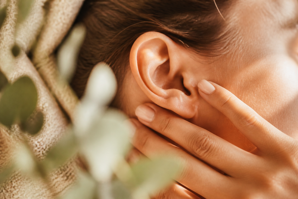 Oreille bouchée : remède de grand-mère pour la déboucher